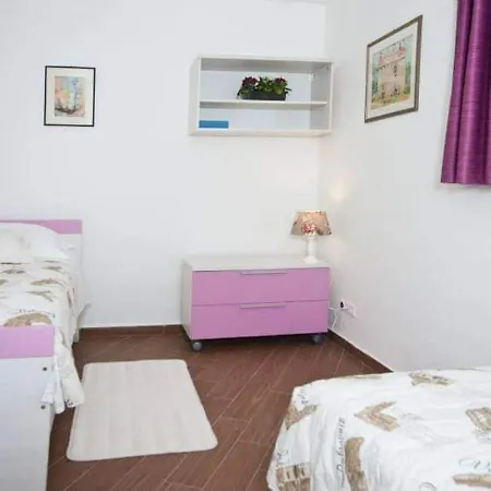 Apartman Lina Deluxe
