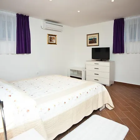 Daire Lina Near Beach&old Town Split